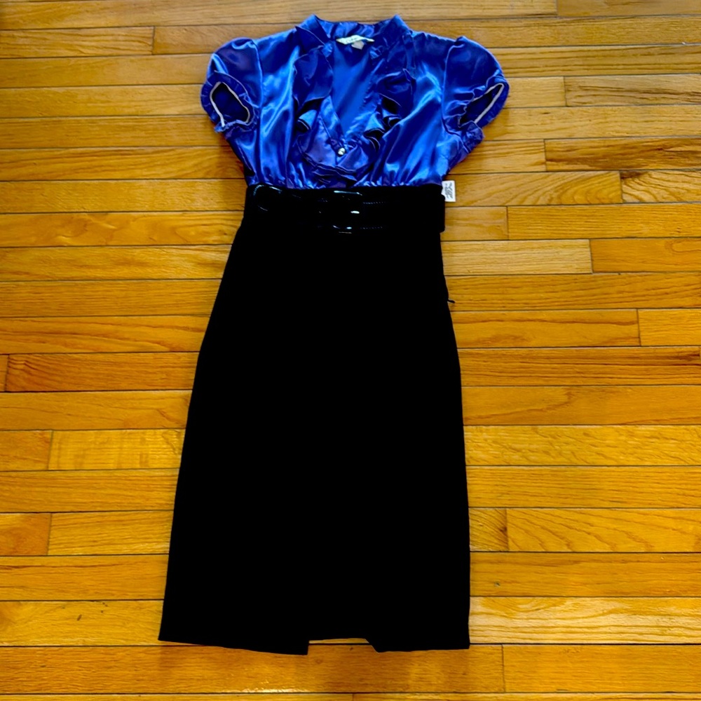 Juniors Size 3 Dress with Belt